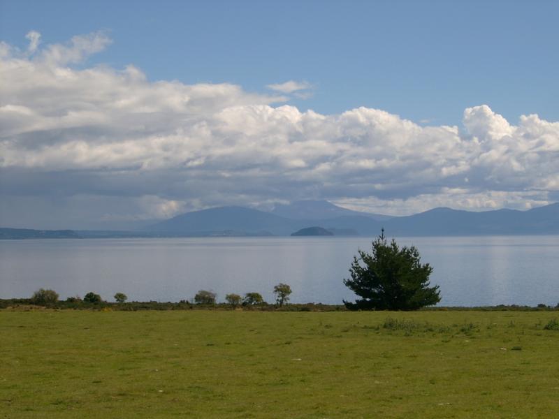  View across Lake Taupo